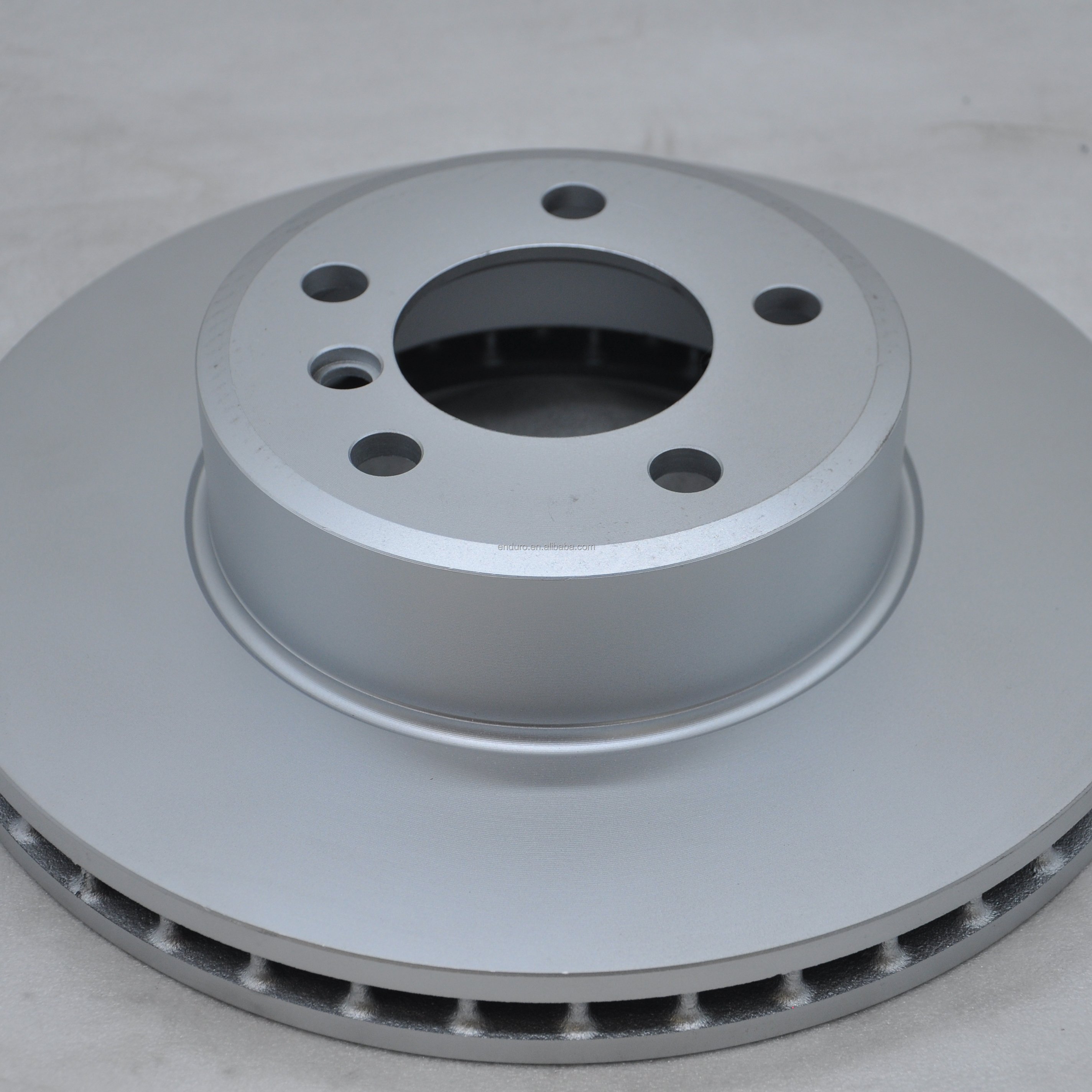 New Auto Part Rear Brake Disc Assembly for Isuzu and Mazda Japan Used Cars (Models CLA A5 A7 Q7 A4) Steel Material